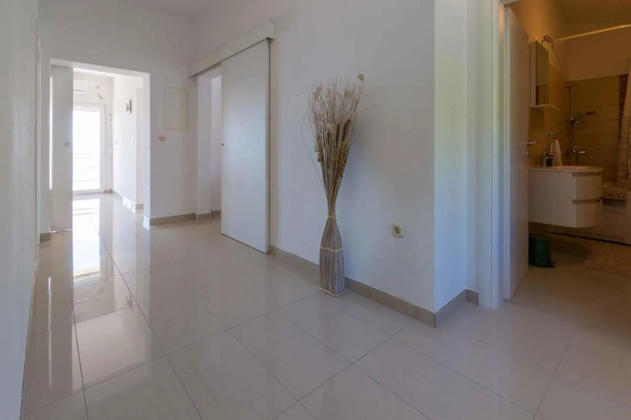 Apartment In Dramalj 39040 Croatia