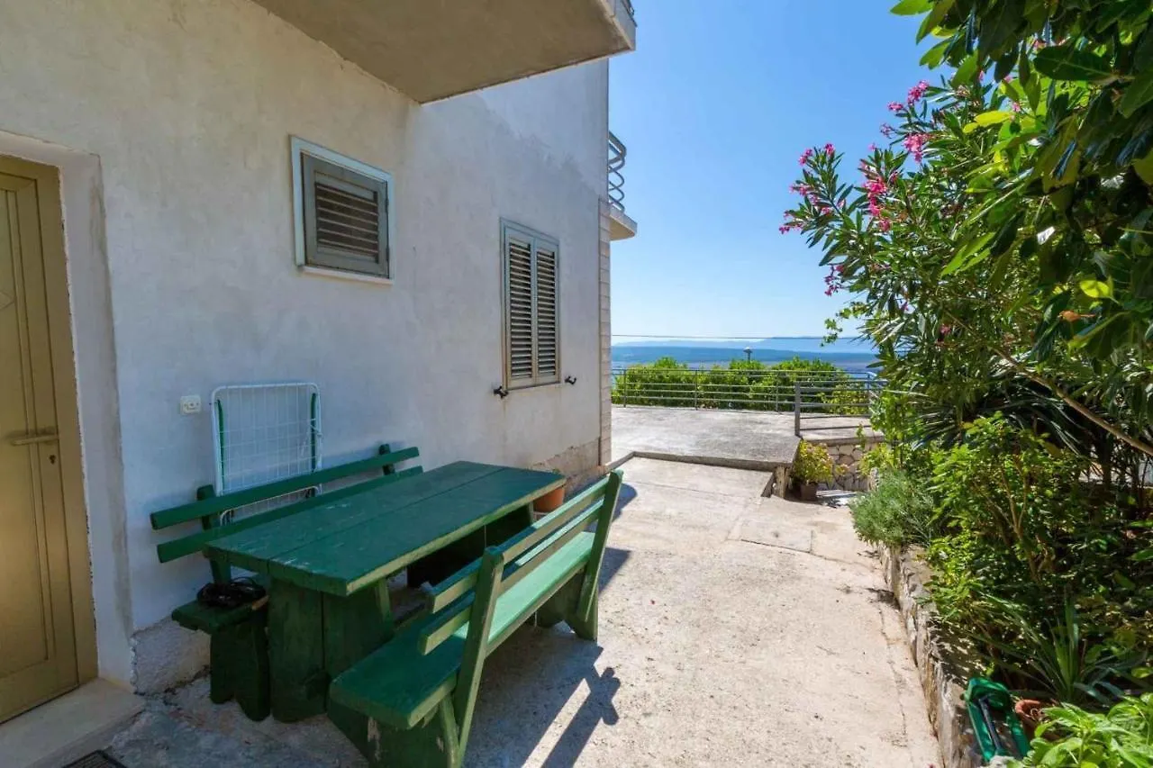 Apartment In Dramalj 39040
