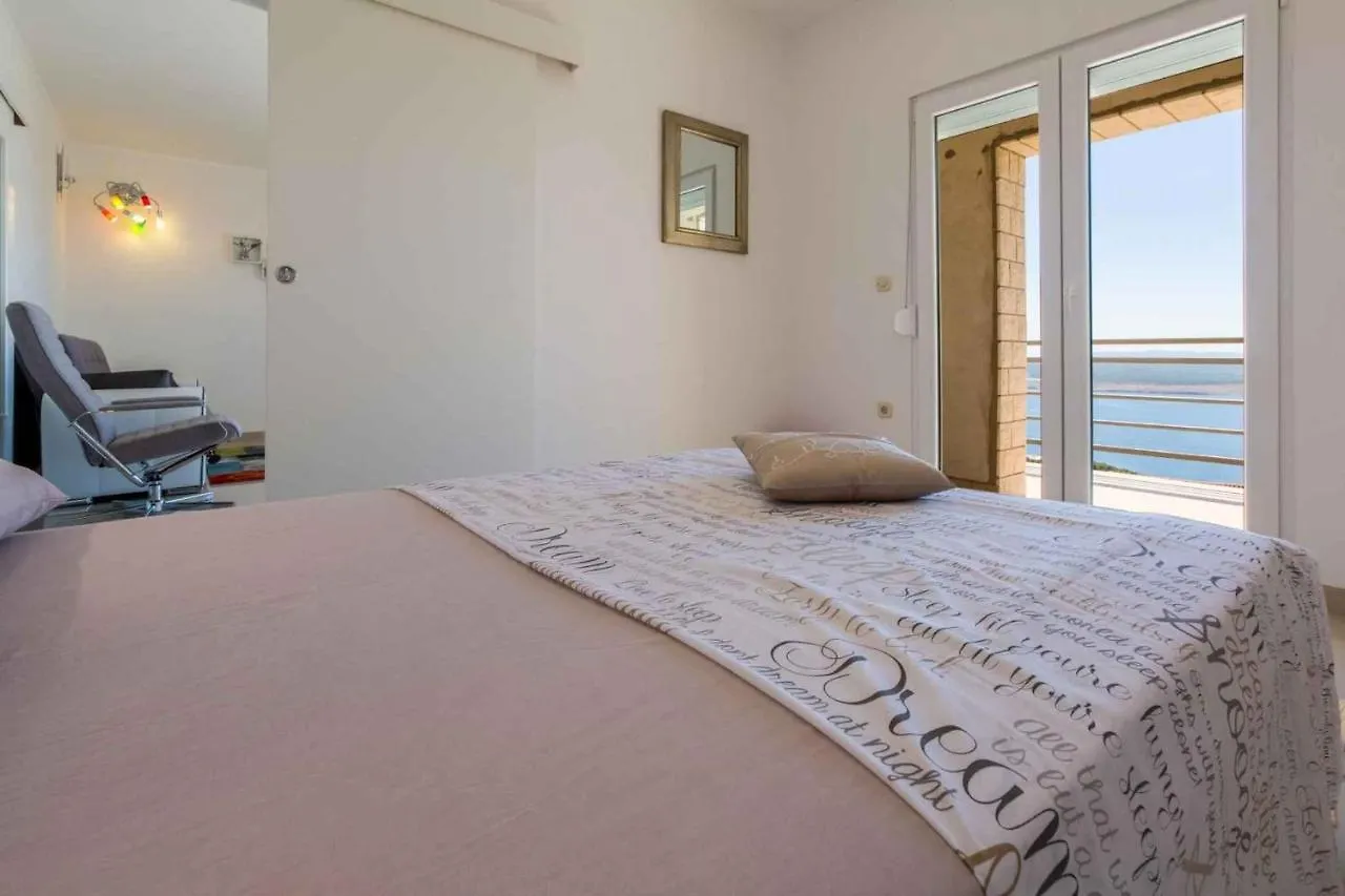 Apartment In Dramalj 39040 Croatia