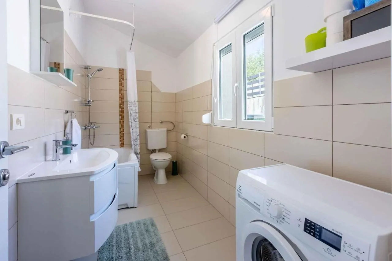 Apartment In Dramalj 39040 Croatia